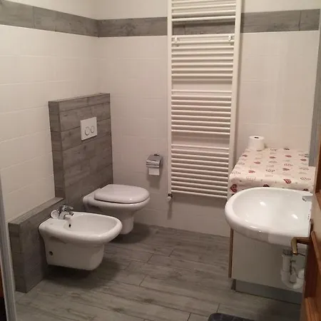 Del Canton * Isolaccia